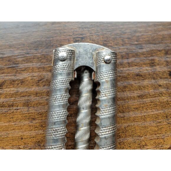 Vintage HMB 5" Nut Cracker/Sheller and Pick - used - Picture 2 of 5